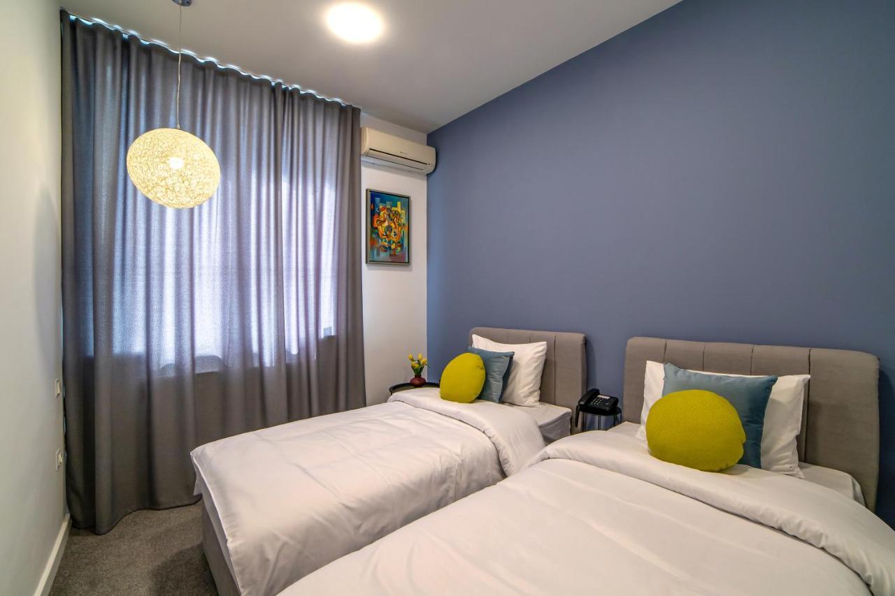 Aurora Hotel By Benefice Yerevan Exterior photo