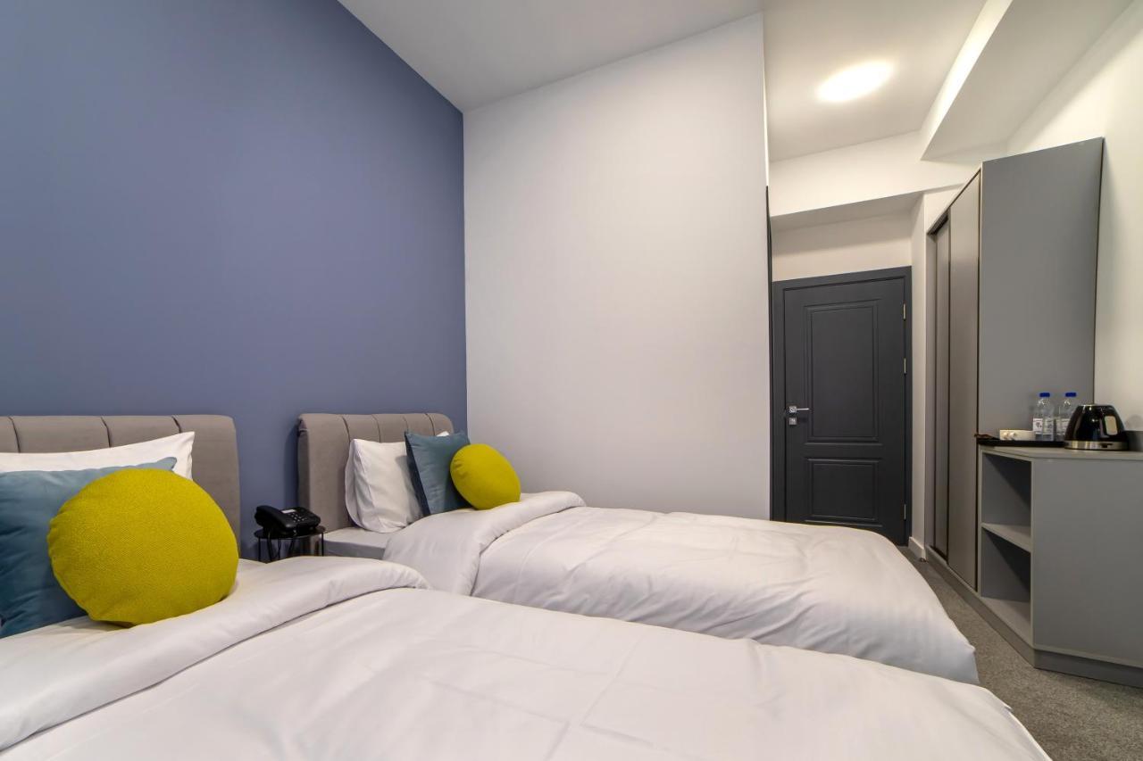 Aurora Hotel By Benefice Yerevan Exterior photo